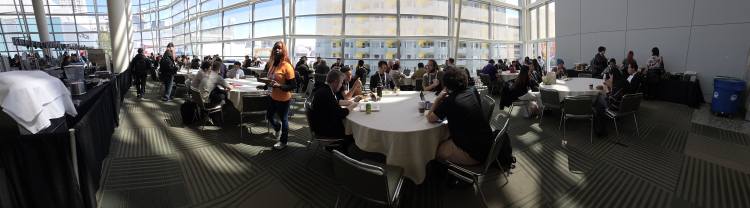 photo of busy room at GDC